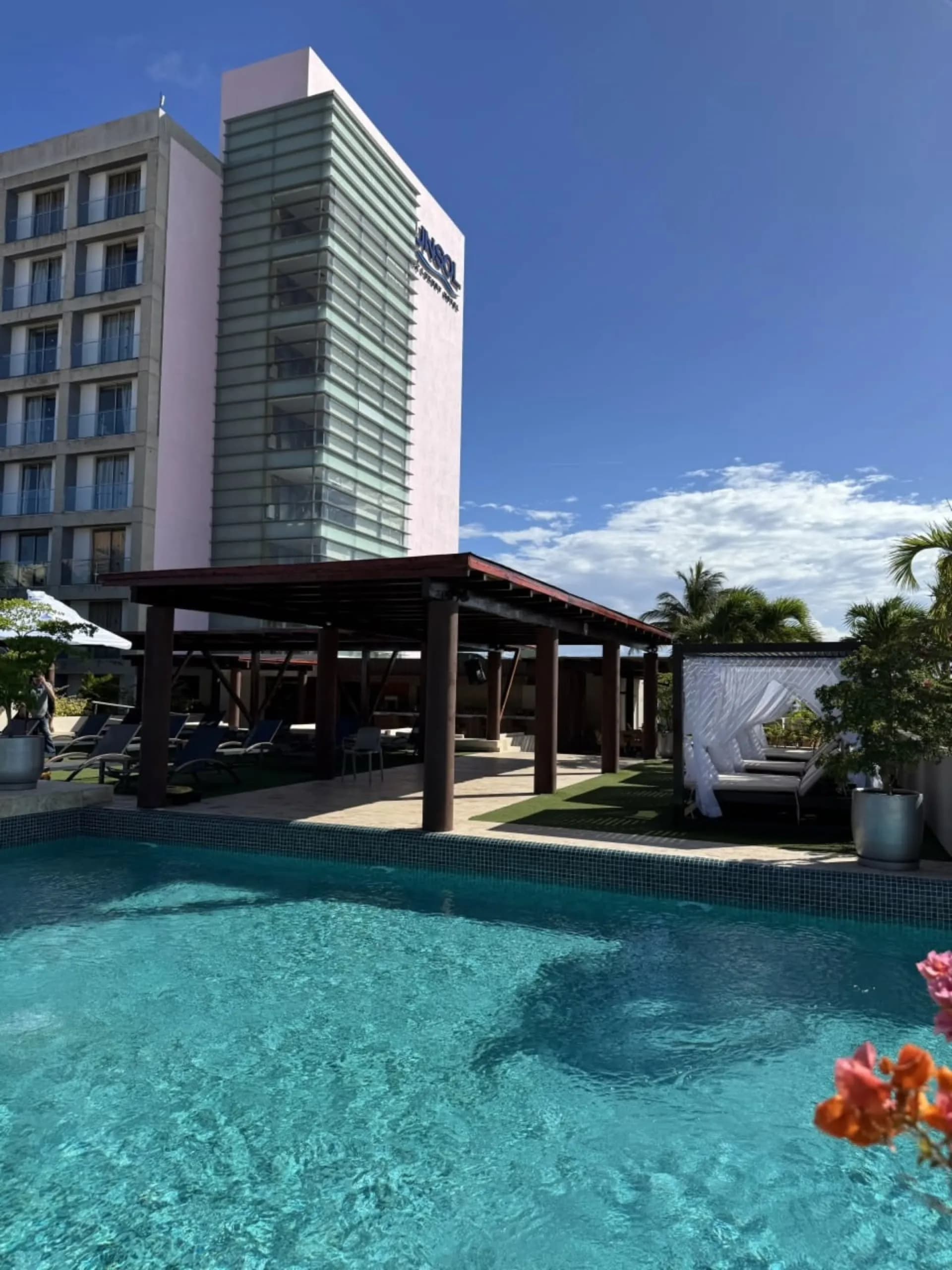 SUNSOL UNIK LUXURY HOTEL